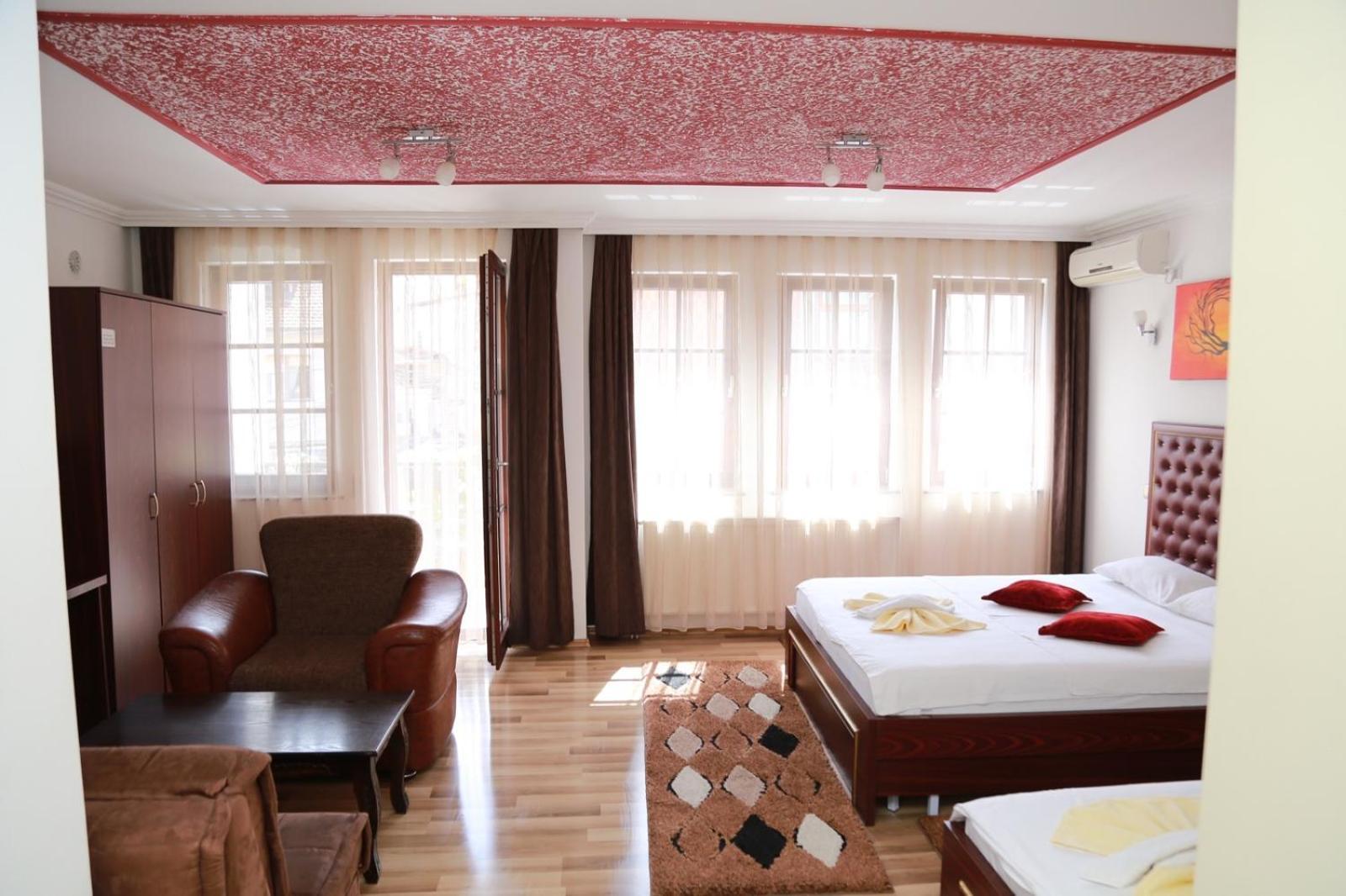 Hotel Venisi Prizren Exterior photo